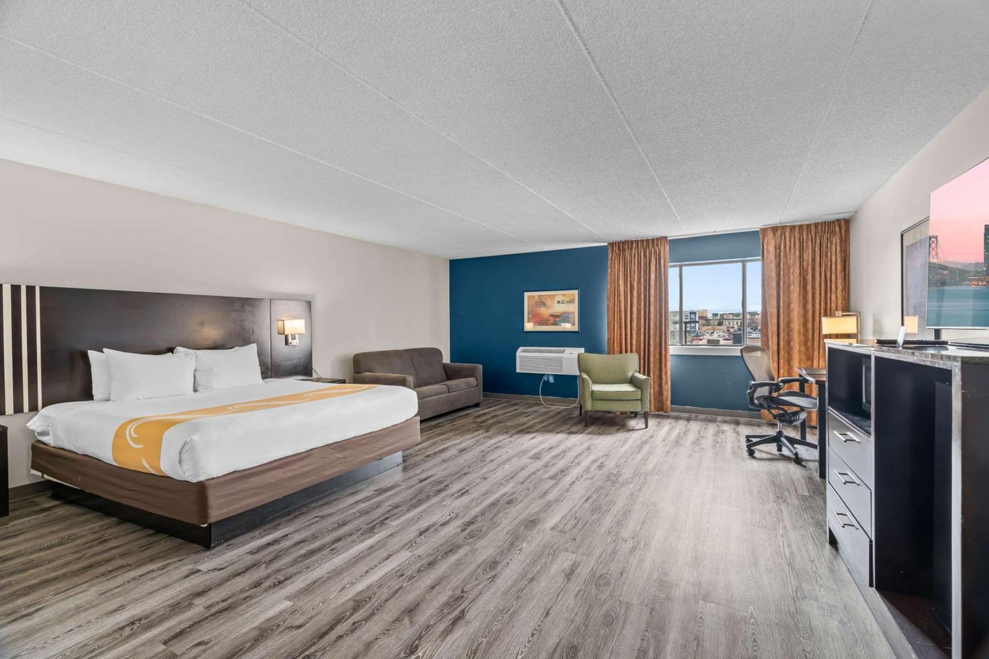 Quality Inn & Suites Mall Of America - Msp Airport Bloomington Zewnętrze zdjęcie
